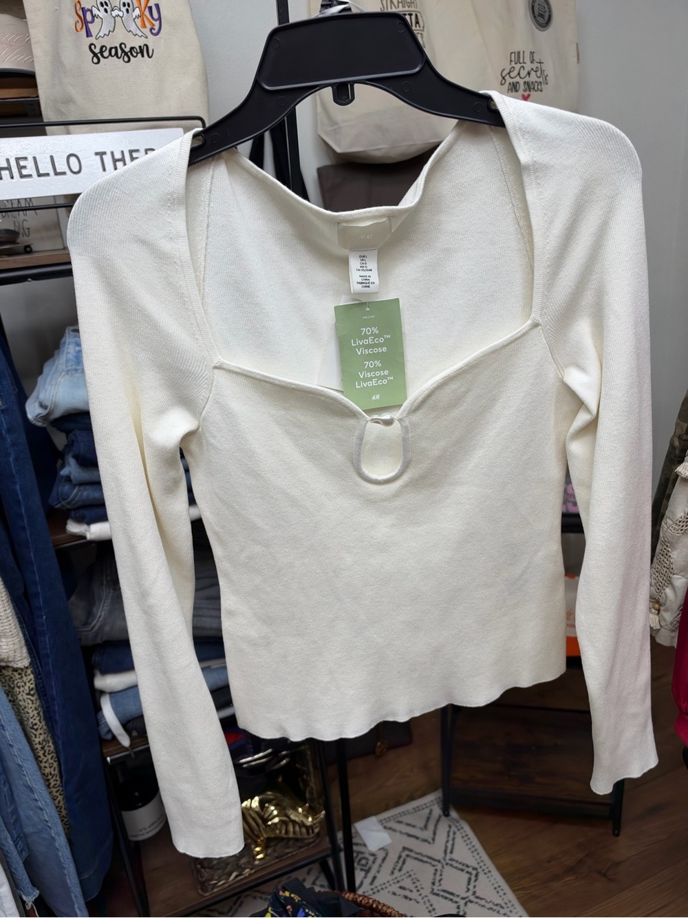 H&M blouse. NWT. size L